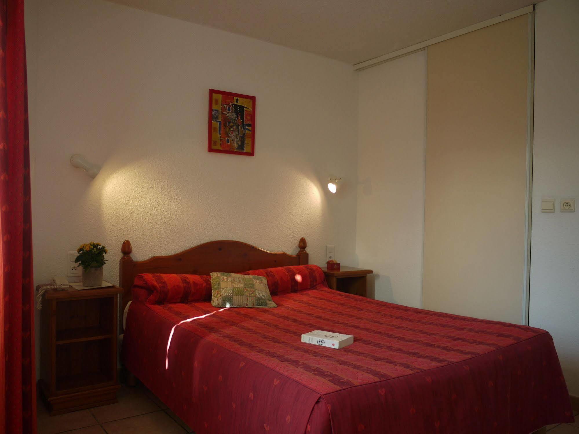 Bed and Breakfast Castel Mireio Cairanne Zewnętrze zdjęcie